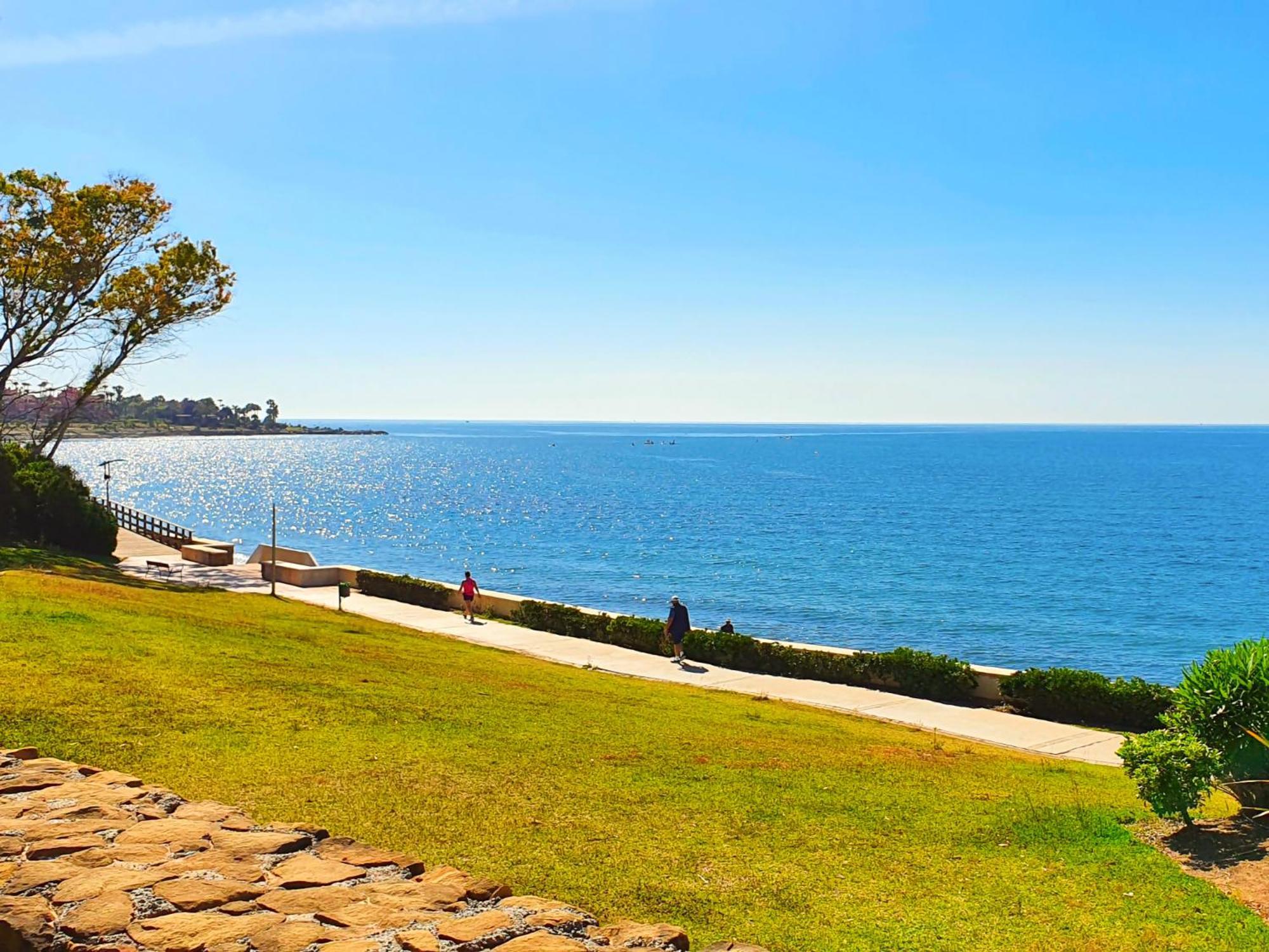 Luxury Frontline Residence Ehhouse Estepona Eksteriør bilde